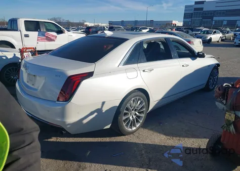 2018 Cadillac Ct6 Luxury z USA, uszkodzony, nr VIN 1G6KD5RSXJU158079
